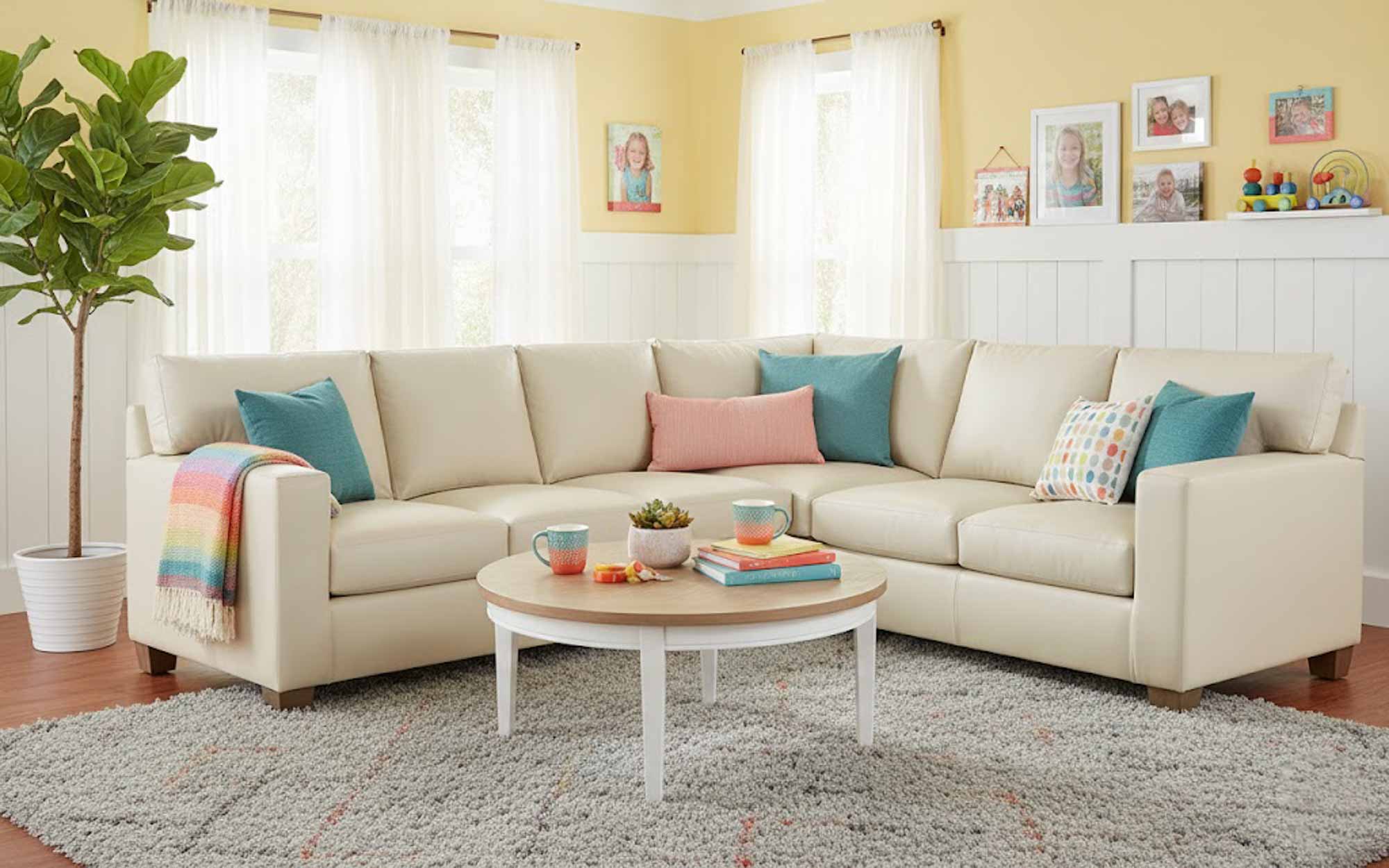 Eastridge Leather Sectional - Image 6