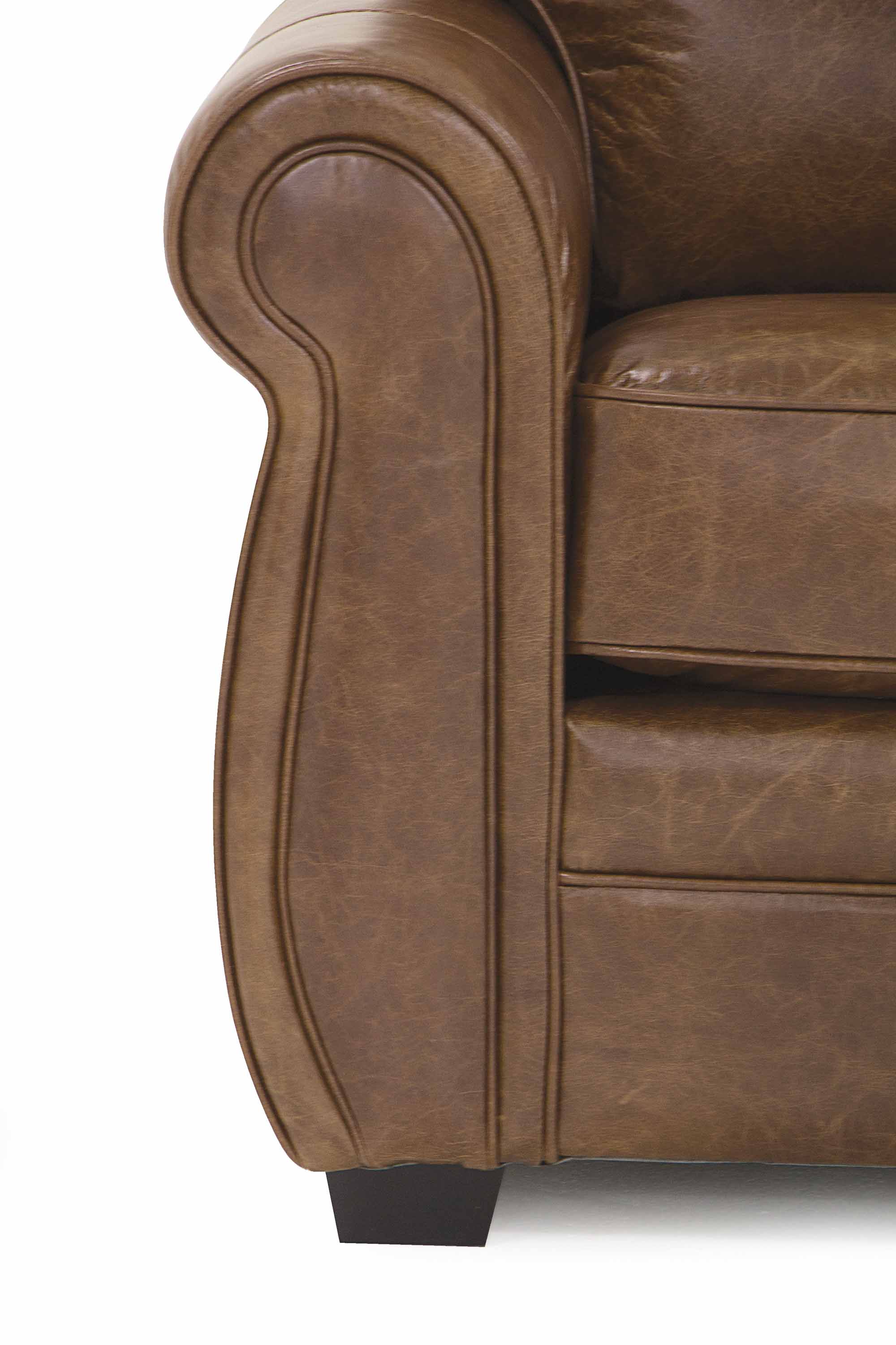 Viceroy Leather Loveseat - Image 5